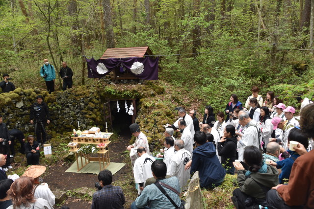 令和８年４月２９日 吉田胎内祭のお焚き上げ